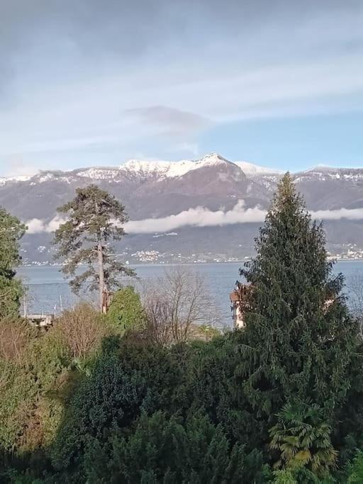 Studio With Lake And Montains Views Free Parking Luino Exteriör bild